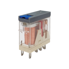 Compact power relay